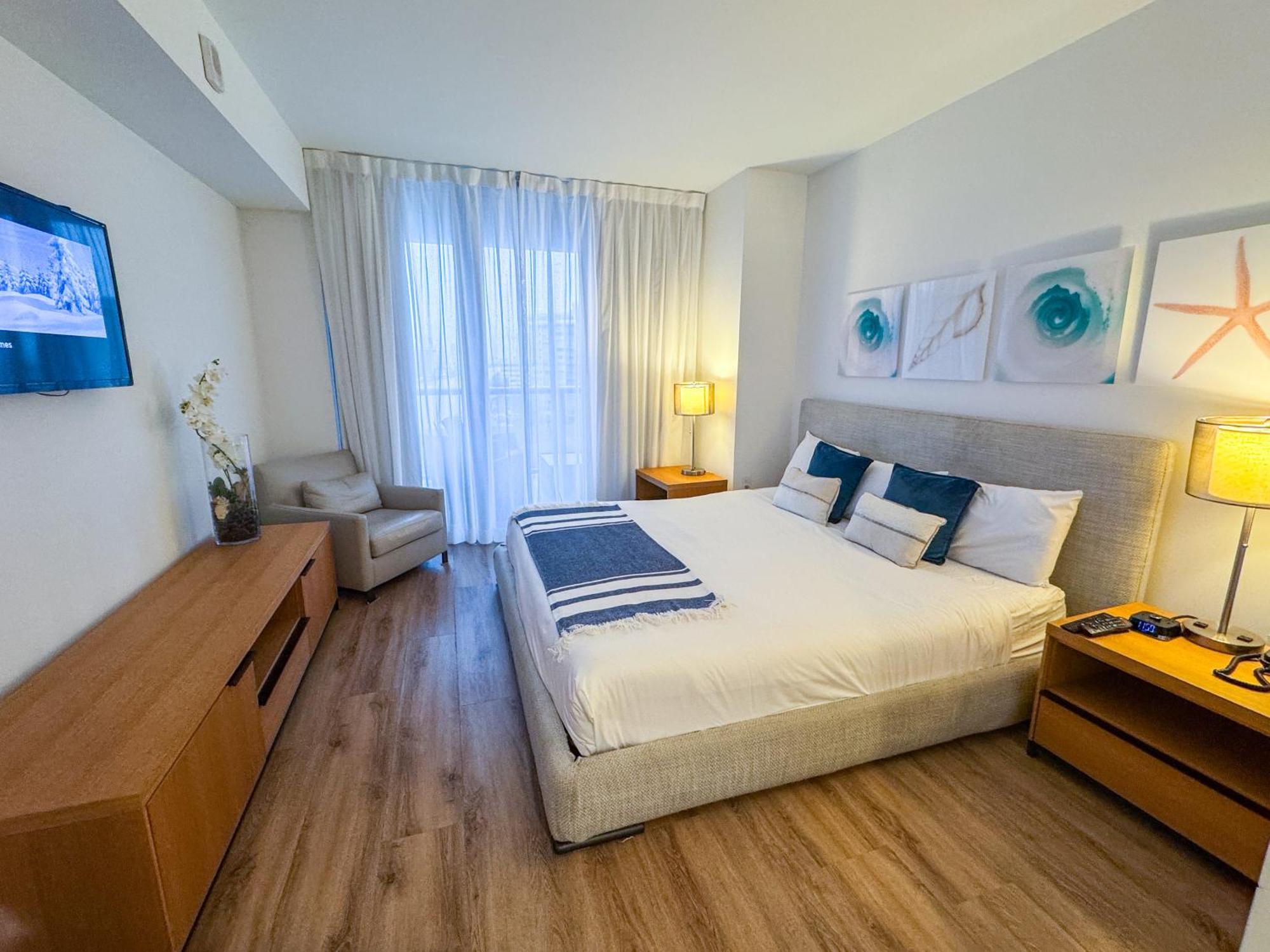 Mvr Apartments At Beachwalk Resort Hallandale Beach Exterior foto